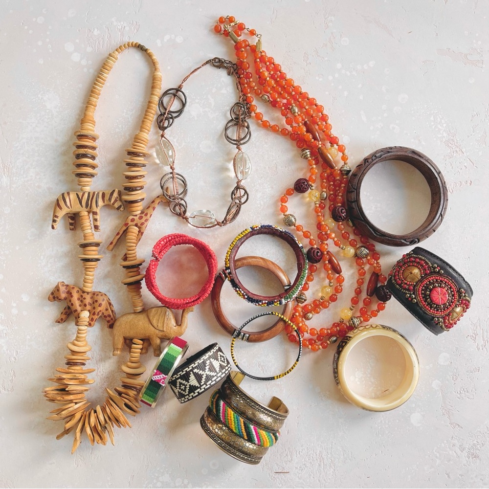 13 Piece Boho Tribal Jewelry Lot Bundle Necklaces Bracelets - Picture 4 of 4